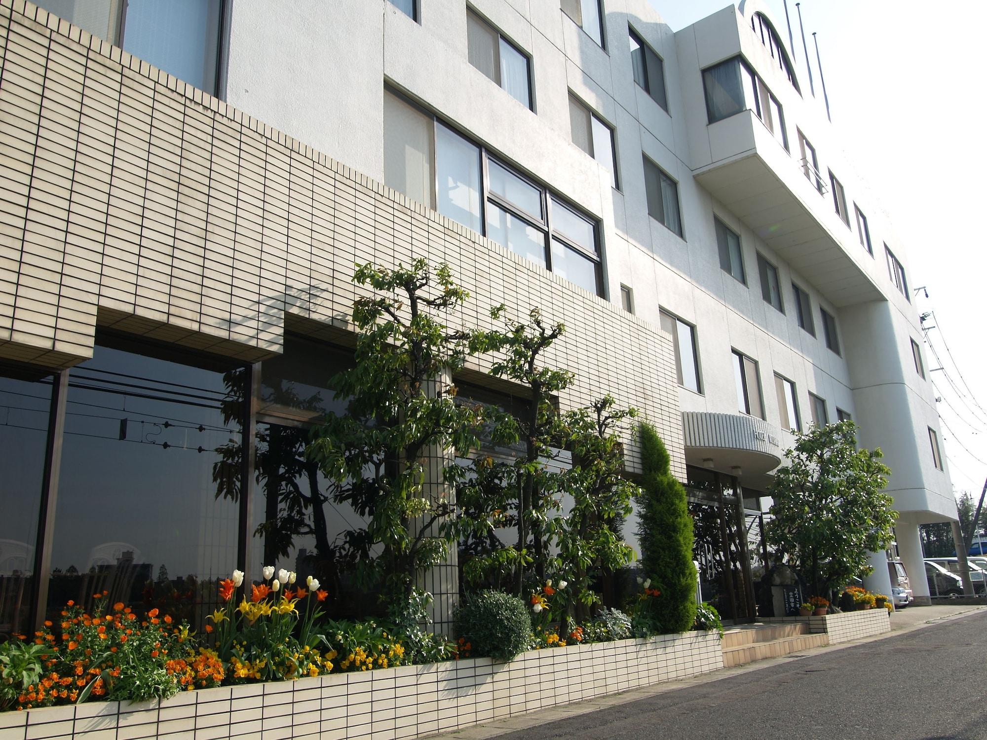 Business Hotel Kosanagi Toyota  Exterior foto
